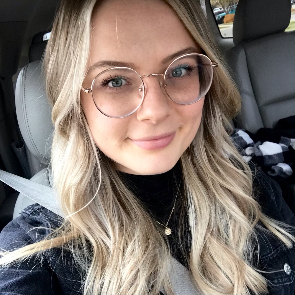 Meet your Posher, Amber